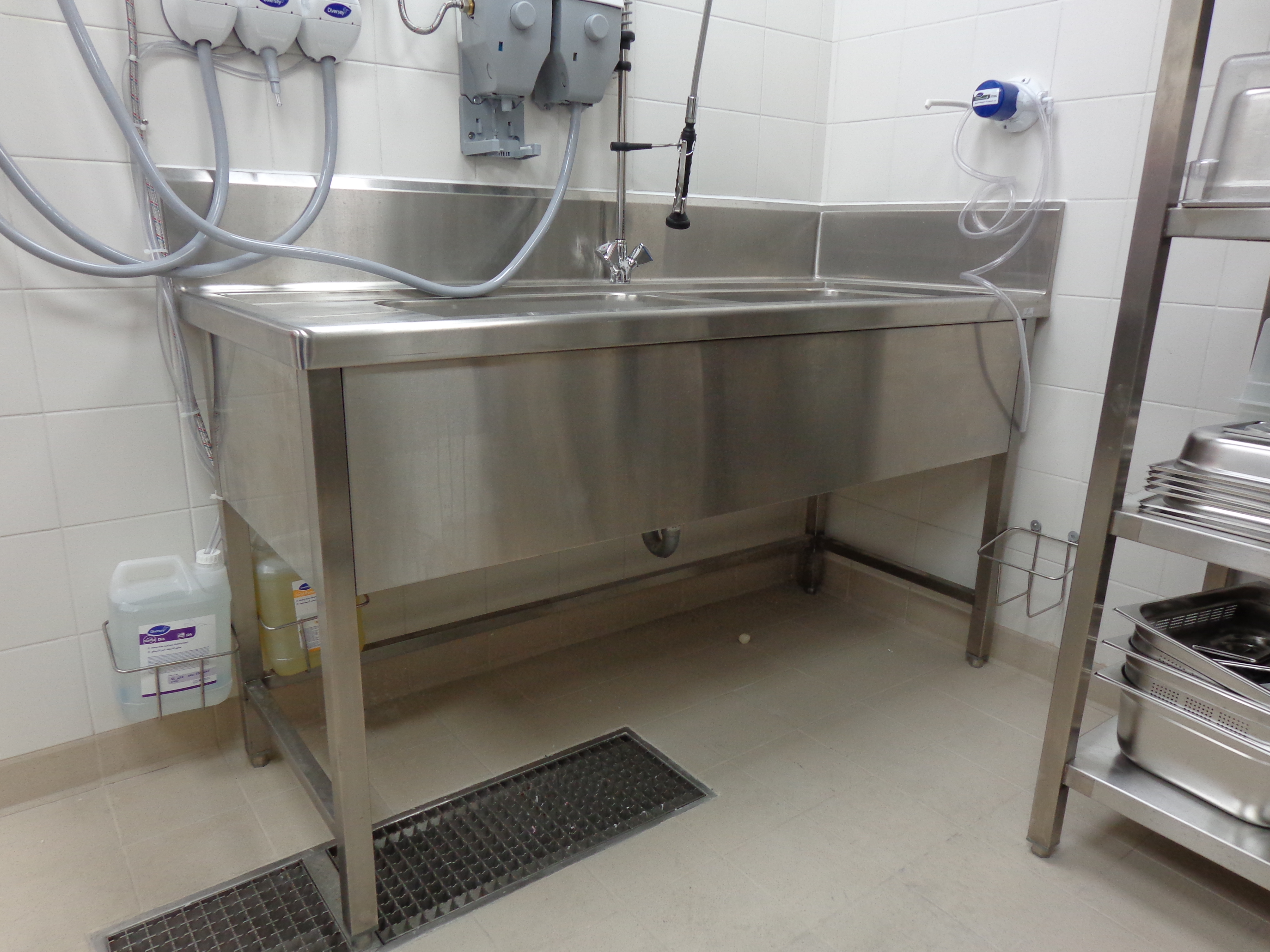 kitchen equipments supplier uae