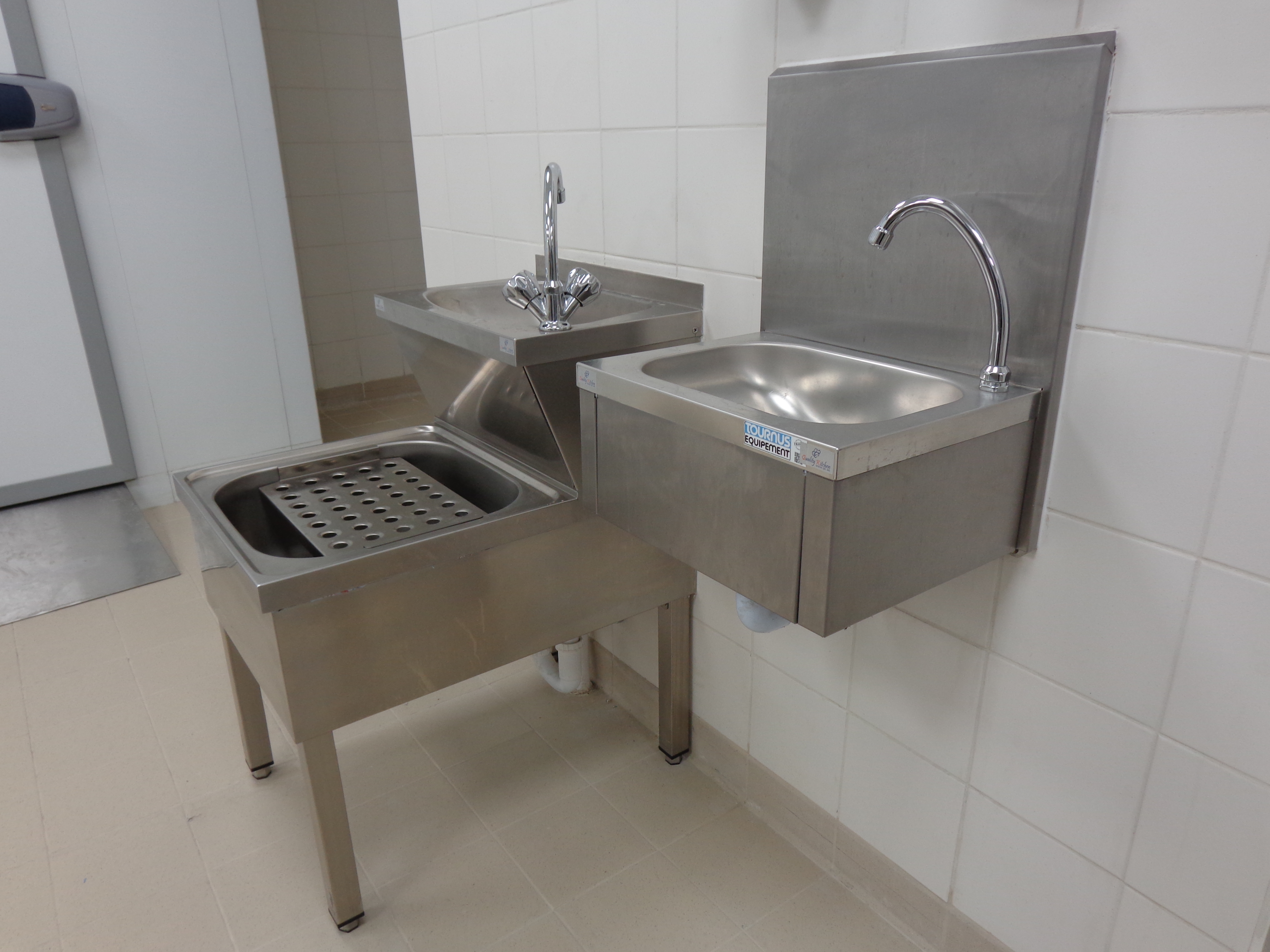 kitchen equipments supplier uae